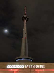 アゼルバイジャンのテレビ塔